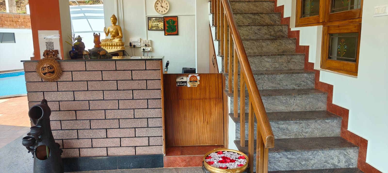 Spacious room at Deva Maani